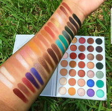 Load image into Gallery viewer, Morphe Jaclyn Hill Eyeshadow Palette Vol 1