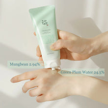 Load image into Gallery viewer, BEAUTY OF JOSEON - Green Plum Refreshing Cleanser 100ml
